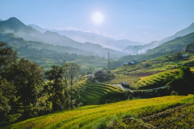 Deluxe 11-Day Highlights of Vietnam
